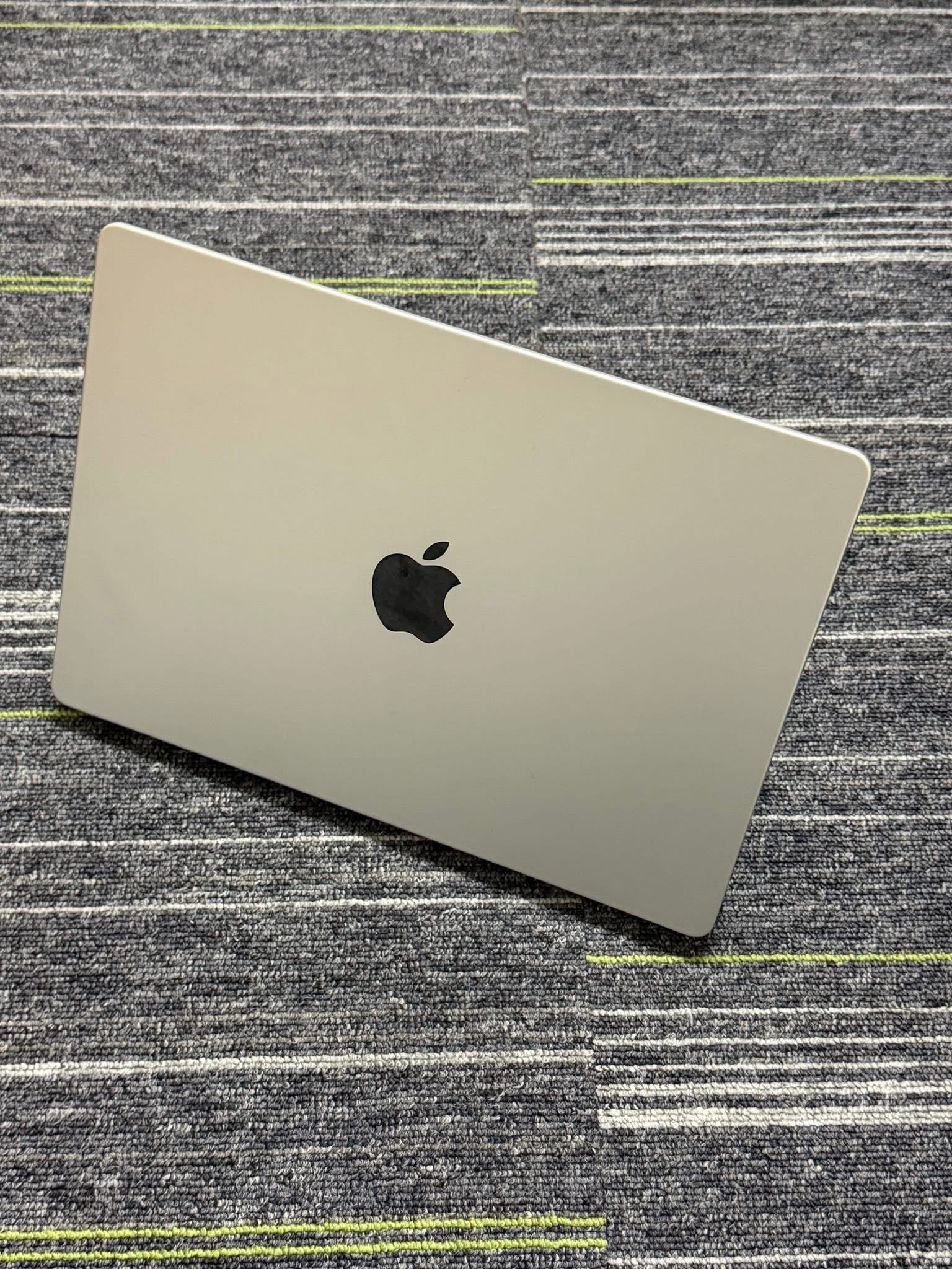MacBook pro 2021 14inch bản 10CPU